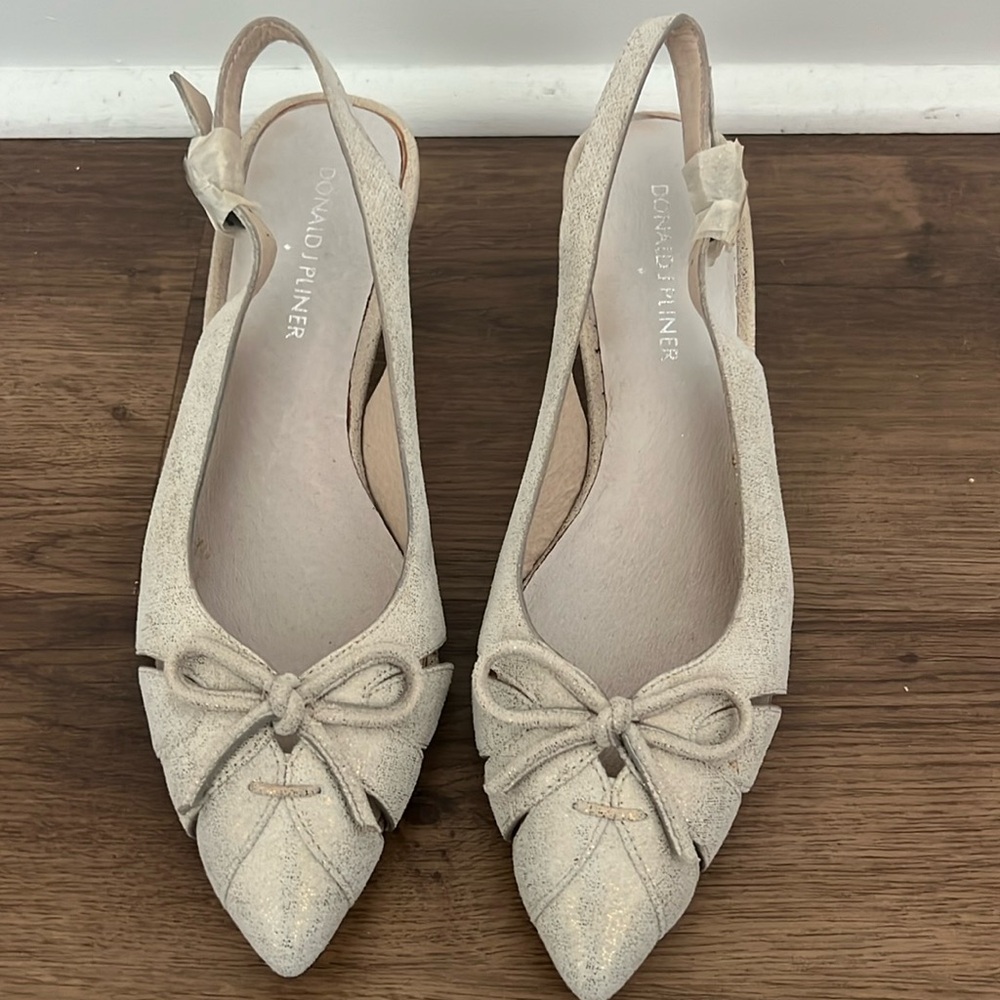 Donald J Pliner Sling Back Kitten Heel 7.5 NEW